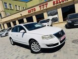 Volkswagen Passat-2