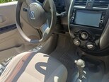 Nissan March-9