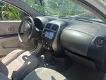 Nissan March-10