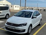 Volkswagen Polo-1