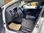 Volkswagen Polo-10