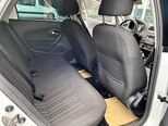 Volkswagen Polo-13