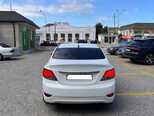 Hyundai Accent-2