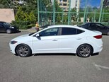 Hyundai Elantra-10