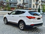 Hyundai Santa Fe-6
