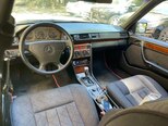 Mercedes 220 E-6