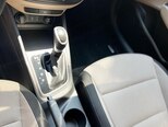 Hyundai Accent-12