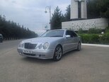 Mercedes E 240-4