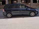 Opel Zafira-5