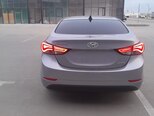 Hyundai Elantra-2