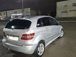 Mercedes B 200-3