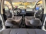 Nissan Tiida-11