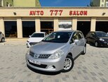 Nissan Tiida-1