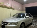 Hyundai Sonata-1