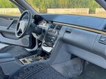 Mercedes E 240-8