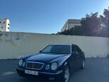 Mercedes E 240-2