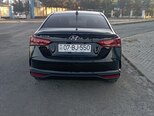 Hyundai Accent-9