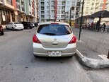 Nissan Tiida-2