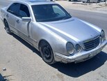 Mercedes E 300-4