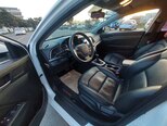 Hyundai Elantra-9