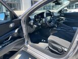 Hyundai Elantra-9