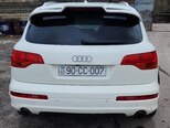 Audi Q7-2
