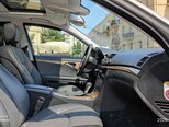 Mercedes E 220-11