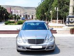 Mercedes E 220-2