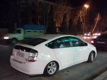 Toyota Prius-12