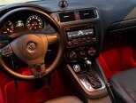 Volkswagen Jetta-11