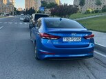 Hyundai Elantra-3