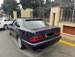 Mercedes E 230-3