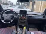 Mercedes E 230-5