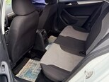 Volkswagen Jetta-9