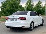 Volkswagen Jetta-6