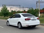Volkswagen Jetta-5