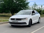 Volkswagen Jetta-2