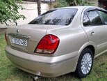 Nissan Sunny-8