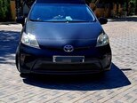 Toyota Prius-8