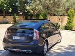 Toyota Prius-16