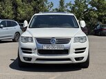 Volkswagen Touareg-2