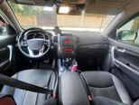 Kia Sorento-9