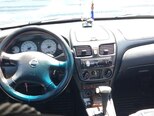 Nissan Sunny-11