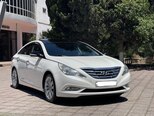 Hyundai Sonata-2