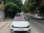 Volkswagen Golf-1