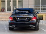 Mercedes E 220 d-12