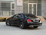 Mercedes E 220 d-6