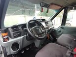 Ford Transit-9
