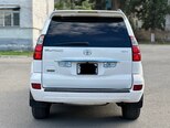 Toyota Land Cruiser Prado-8