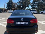 Volkswagen Jetta-2